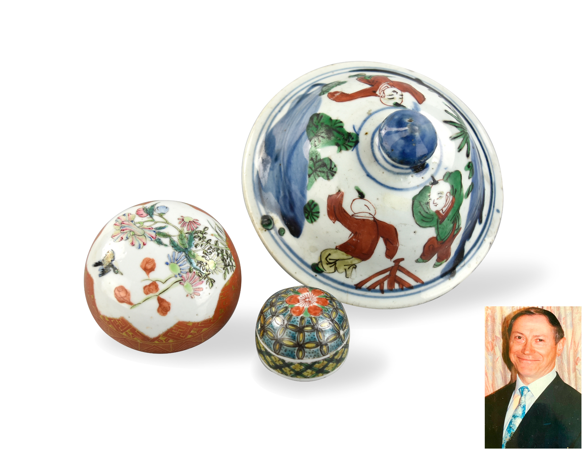 Appraisal: three Chinese Qing Dynasty porcelain covers one is painted with