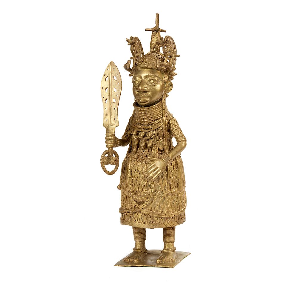 Appraisal: Benin Style Bronze Oba Figure Benin style bronze Oba figure