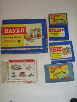 Appraisal: Meccano Bayko Building Outfits No c and Bayko Building Sets