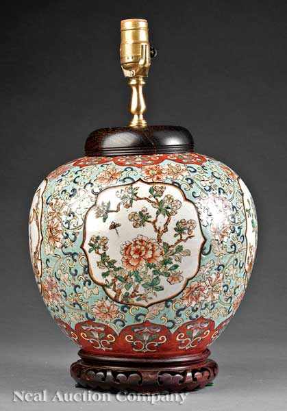 Appraisal: A Chinese Famille Rose Porcelain Jar th c ovoid body