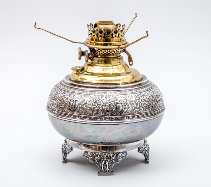 Appraisal: MERIDAN ETRUSCAN STYLE KEROSENE LAMP Silver plated white metal brass