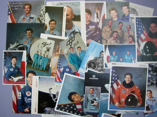 Appraisal: Mission Specialists A group of over individually signed mainly color