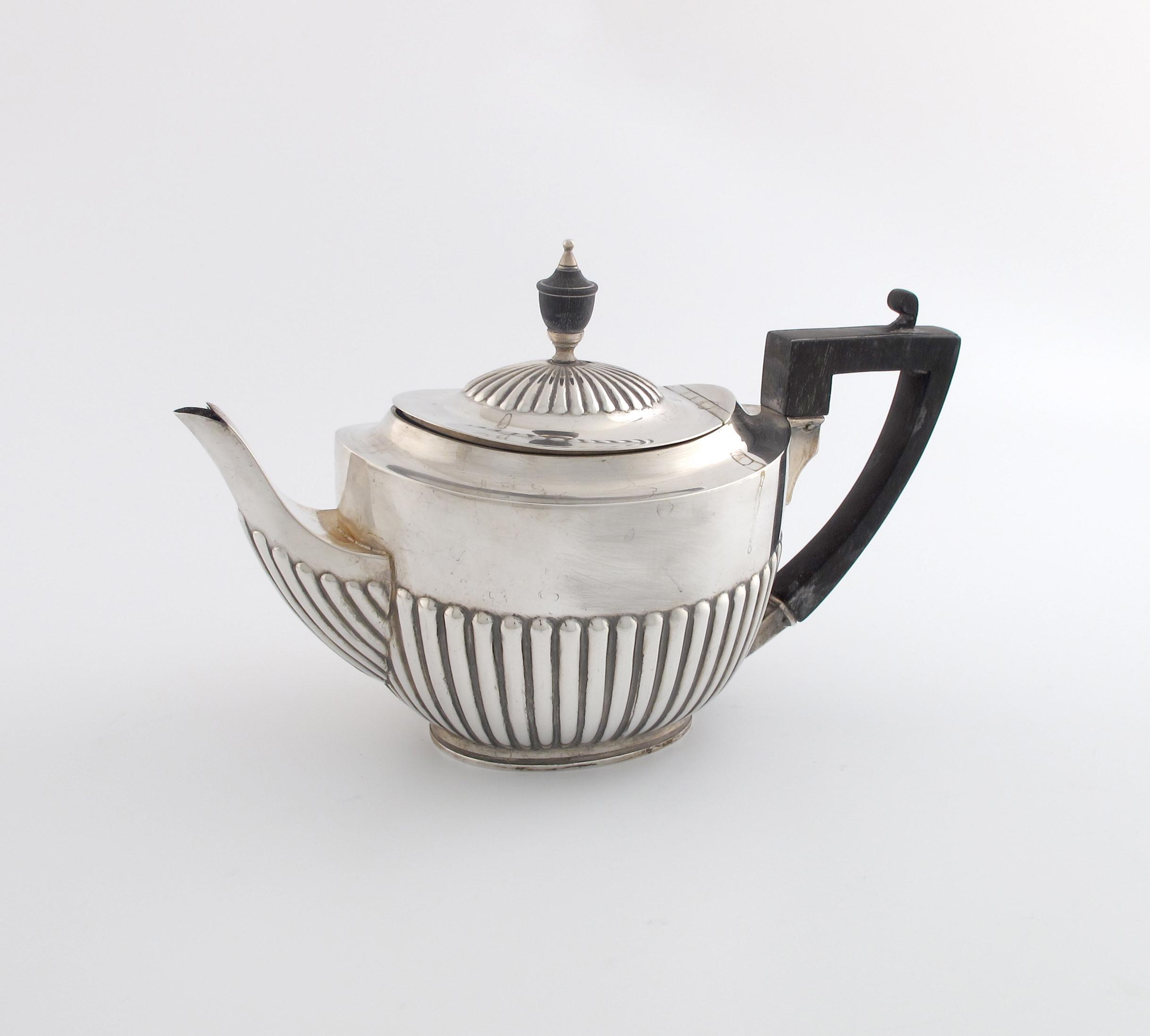 Appraisal: A late-Victorian silver teapot