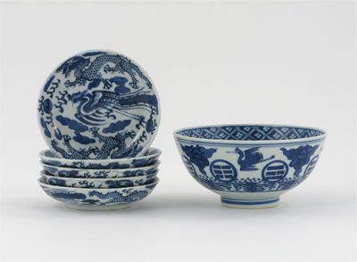 Appraisal: A set of five Chinese blue and white dragon and