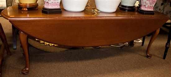 Appraisal: Biggs Queen Anne style mahogany coffee table Estimate - No