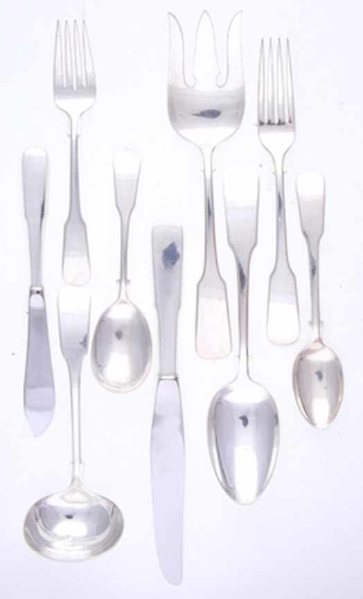 Appraisal: International sterling flatware set circa pattern comprising hollow handle knives