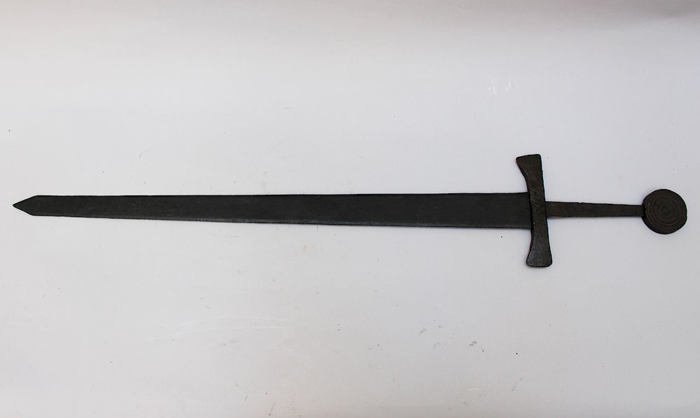 Appraisal: Medieval Iron Sword Medieval Iron Sword with long blade triangle