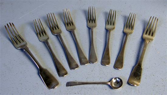 Appraisal: Set of six Victorian Old English pattern dessert forks London