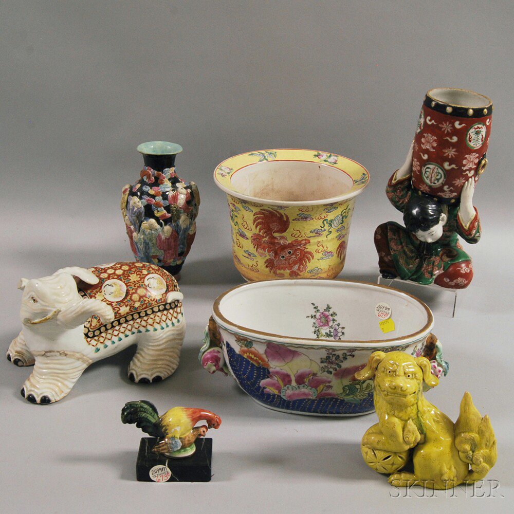 Appraisal: Seven Assorted Asian Ceramic Items including a dragon-decorated and enameled