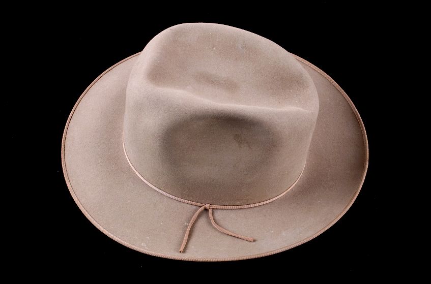 Appraisal: Vintage Stetson Royal De Luxe Cowboy Hat Featured in this