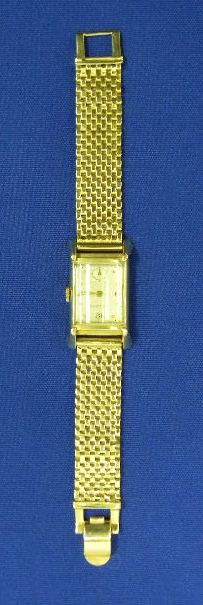 Appraisal: WATCH MAN'S BULOVA WRIST WATCH IN BULOVA BOX K yellow