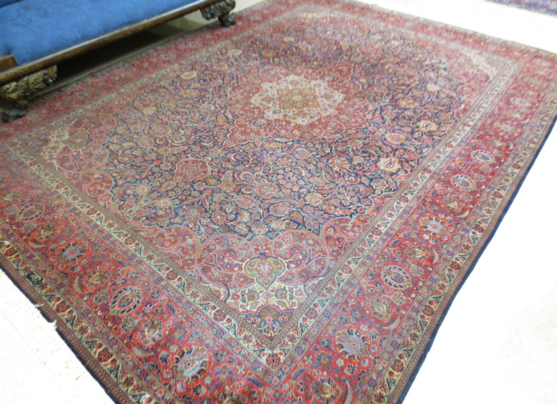 Appraisal: SEMI-ANTIQUE PERSIAN KASHAN CARPET Isfahan Province northwest Iran c s