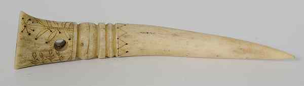 Appraisal: Scrimshaw Toothpick and Horn Fid American th century a tooth