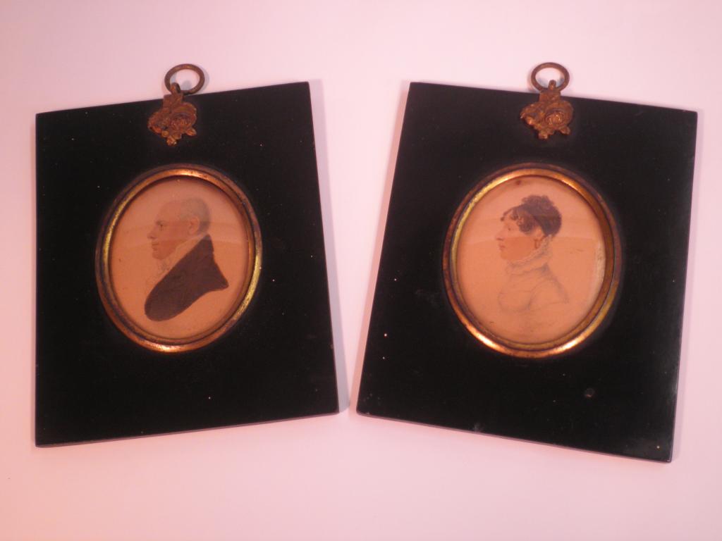 Appraisal: A pair of early thC portrait miniatures each in the