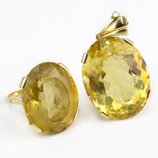 Appraisal: Large Oval Cut Yellow Topaz and Karat Yellow Gold Ring