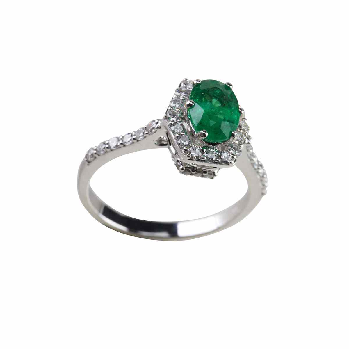 Appraisal: k White Gold Ring set with an oval cut emerald