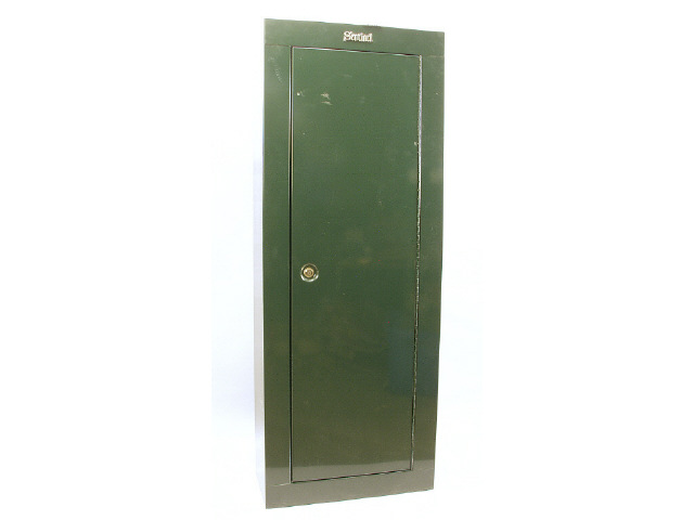 Appraisal: small Sentinel gun safes Estimate -