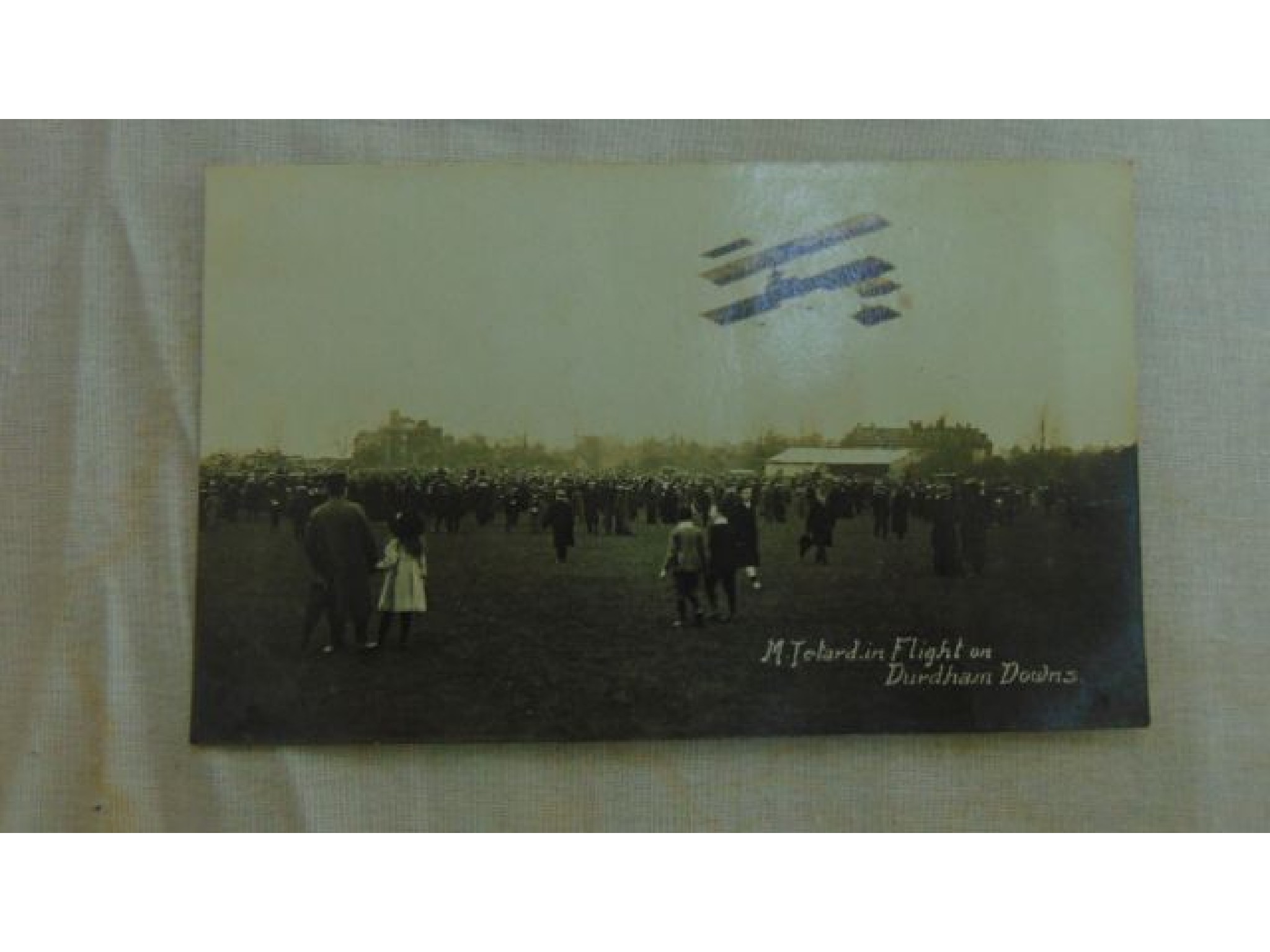 Appraisal: A good collection of postcards mainly early flight including Zeppelins