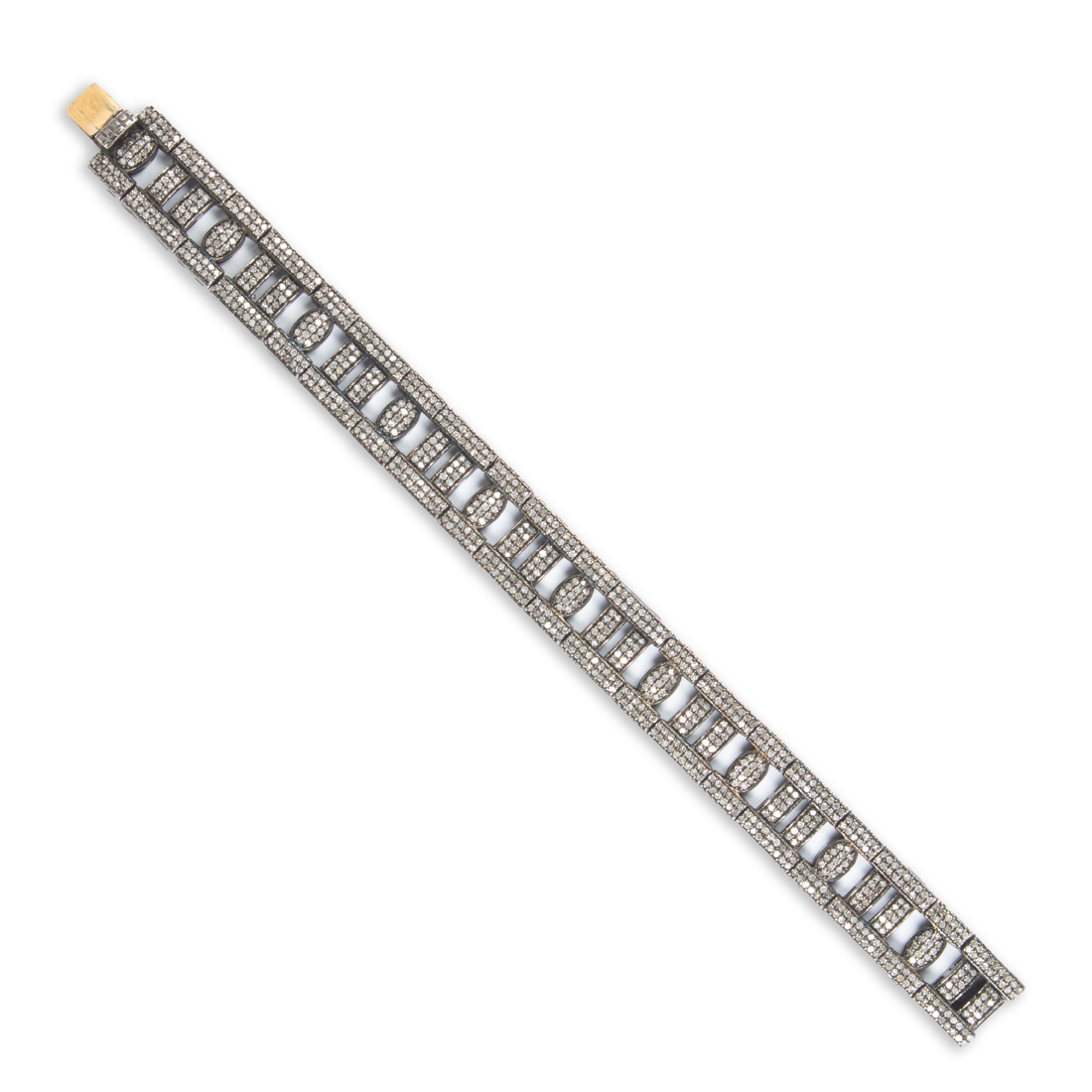 Appraisal: A DIAMOND BRACELET A diamond bracelet of flexible link design