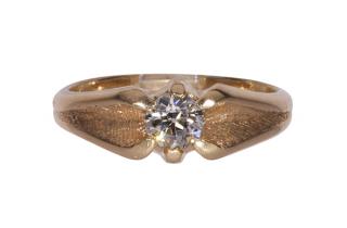 Appraisal: Diamond and k yellow gold ring Diamond and k yellow