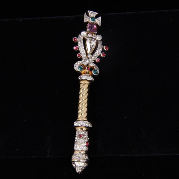 Appraisal: Mazer Bros Jeweled Gold Tone Scepter Pin