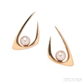 Appraisal: kt Gold and Cultured Pearl Earclips Ed Wiener dwt lg