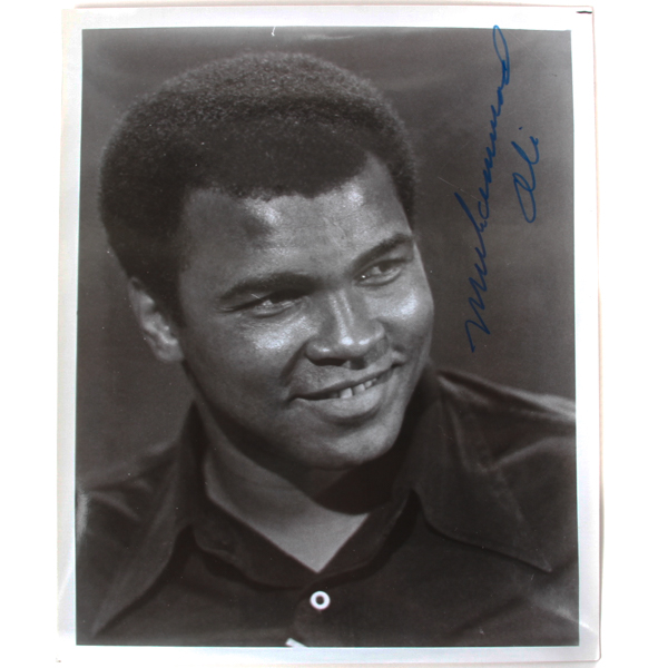 Appraisal: Muhammad Ali Signed Photo