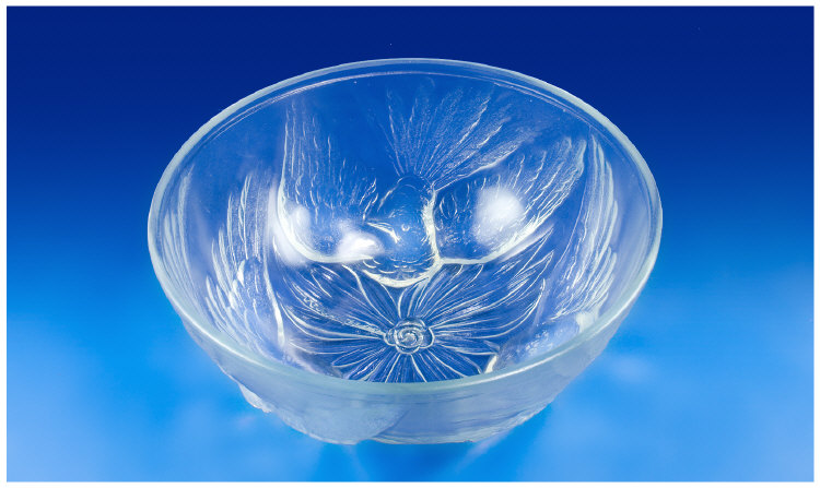 Appraisal: Lalique Style Opalescent Bowl The Exterior With Raised Images Of