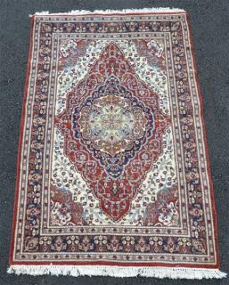 Appraisal: Vintage Floral Pattern Oriental Area Rug Vintage Medallion and Floral