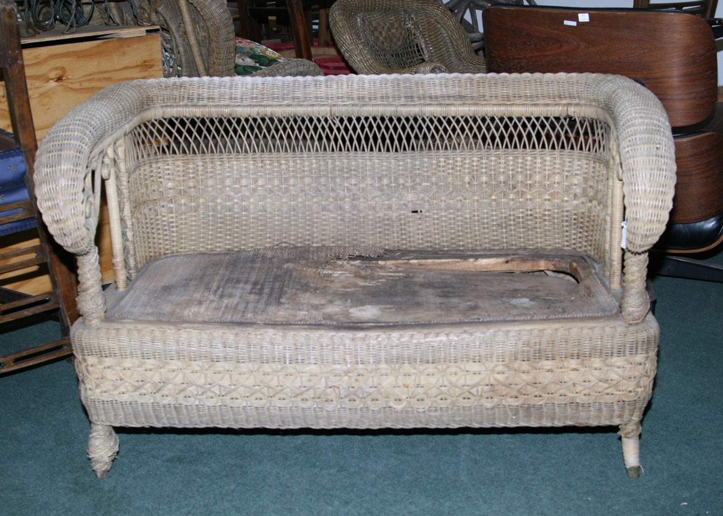 Appraisal: HEYWOOD-WAKEFIELD LABELED WICKER SETTEE Length inches