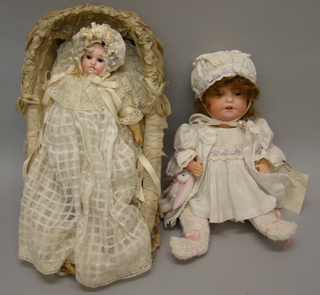 Appraisal: Pair of dolls L cir No NIPPON character baby Brown