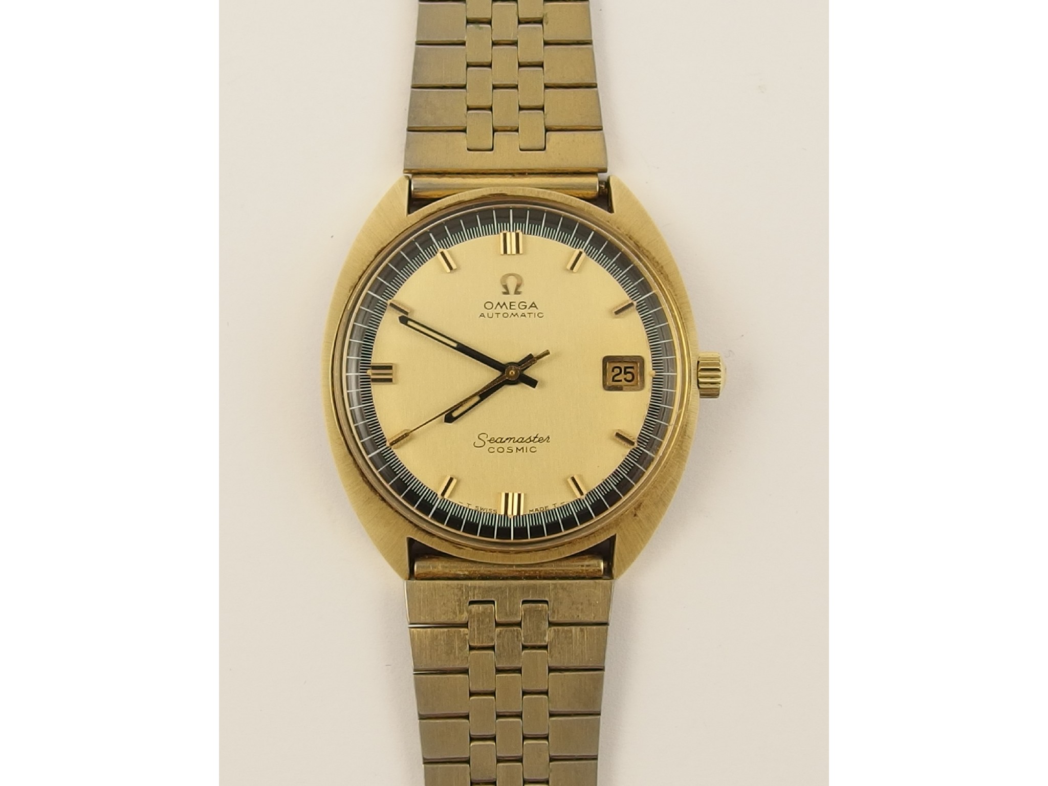 Appraisal: A gents vintage Omega Seamaster 'Cosmic' gold plated stainless steel