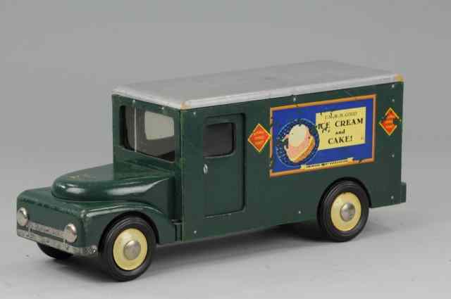 Appraisal: BUDDY 'L' ICE CREAM DELIVERY VAN Wooden version opening side