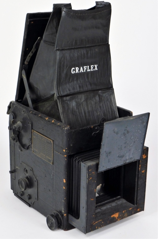 Appraisal: GRAFLEX REVOLVING BACK TELE GRAFLEX CAMERA Graflex Revolving Back Tele