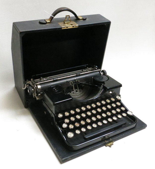 Appraisal: VINTAGE ROYAL PORTABLE TYPEWRITER MODEL P black gloss P with