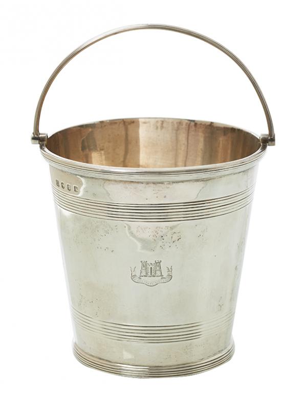 Appraisal: A VICTORIAN SILVER ICE BUCKET BY ROBERT AND WILLIAM SORLEY