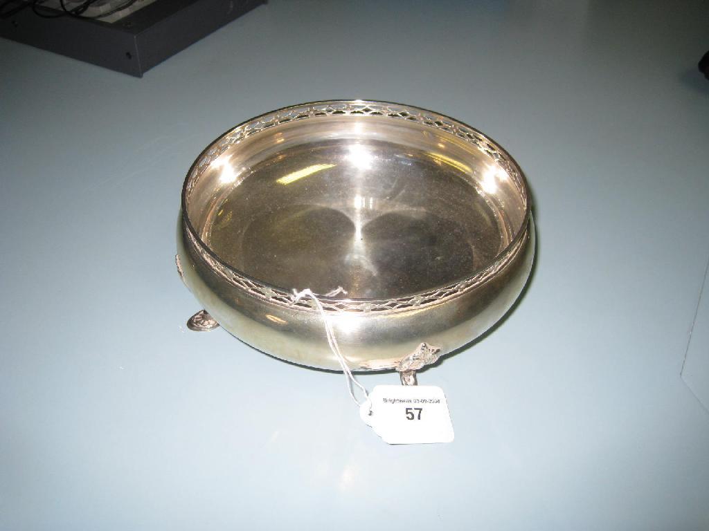 Appraisal: A George V circular Bowl with pierced rim on foliate