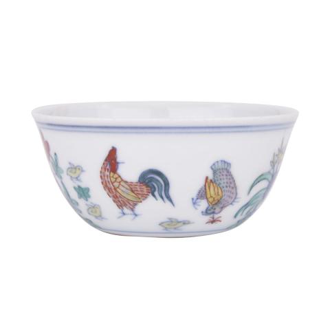 Appraisal: A Doucai Chicken Cup Chenghua Mark The cup is finely