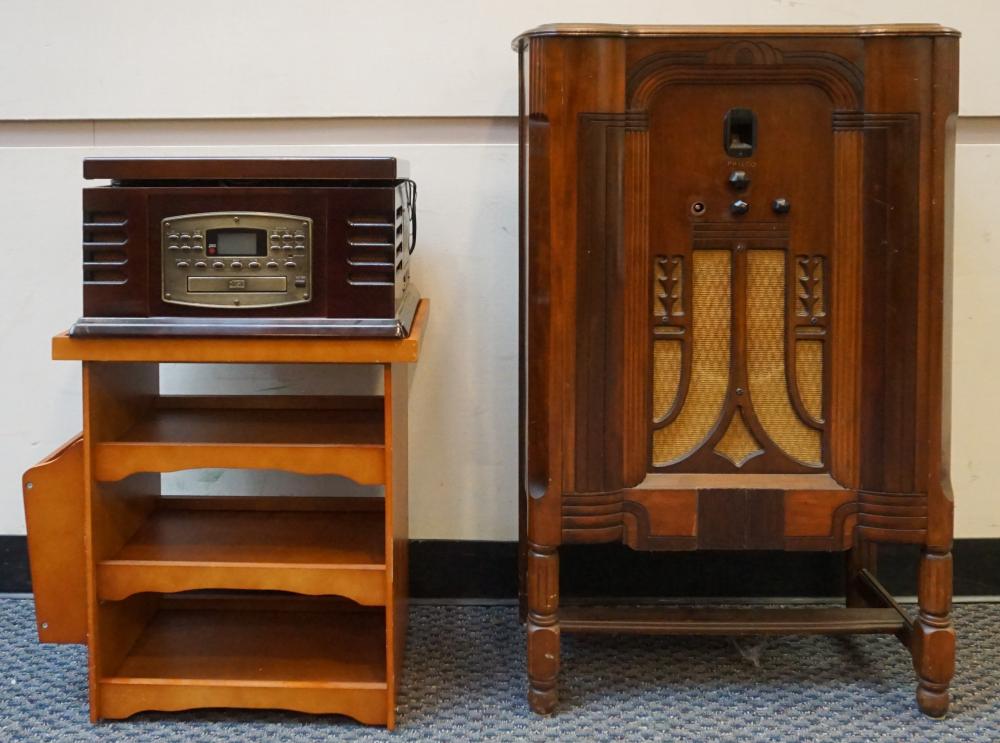 Appraisal: Philco Walnut Console Electric Radio Crosley Vintage Style Phonograph and