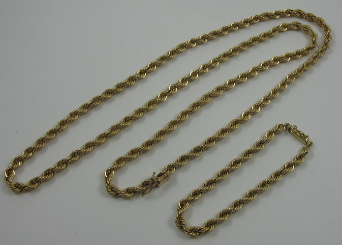 Appraisal: FOURTEEN KARAT GOLD ROPE CHAIR NECKLACE AND BRACELET Necklace length