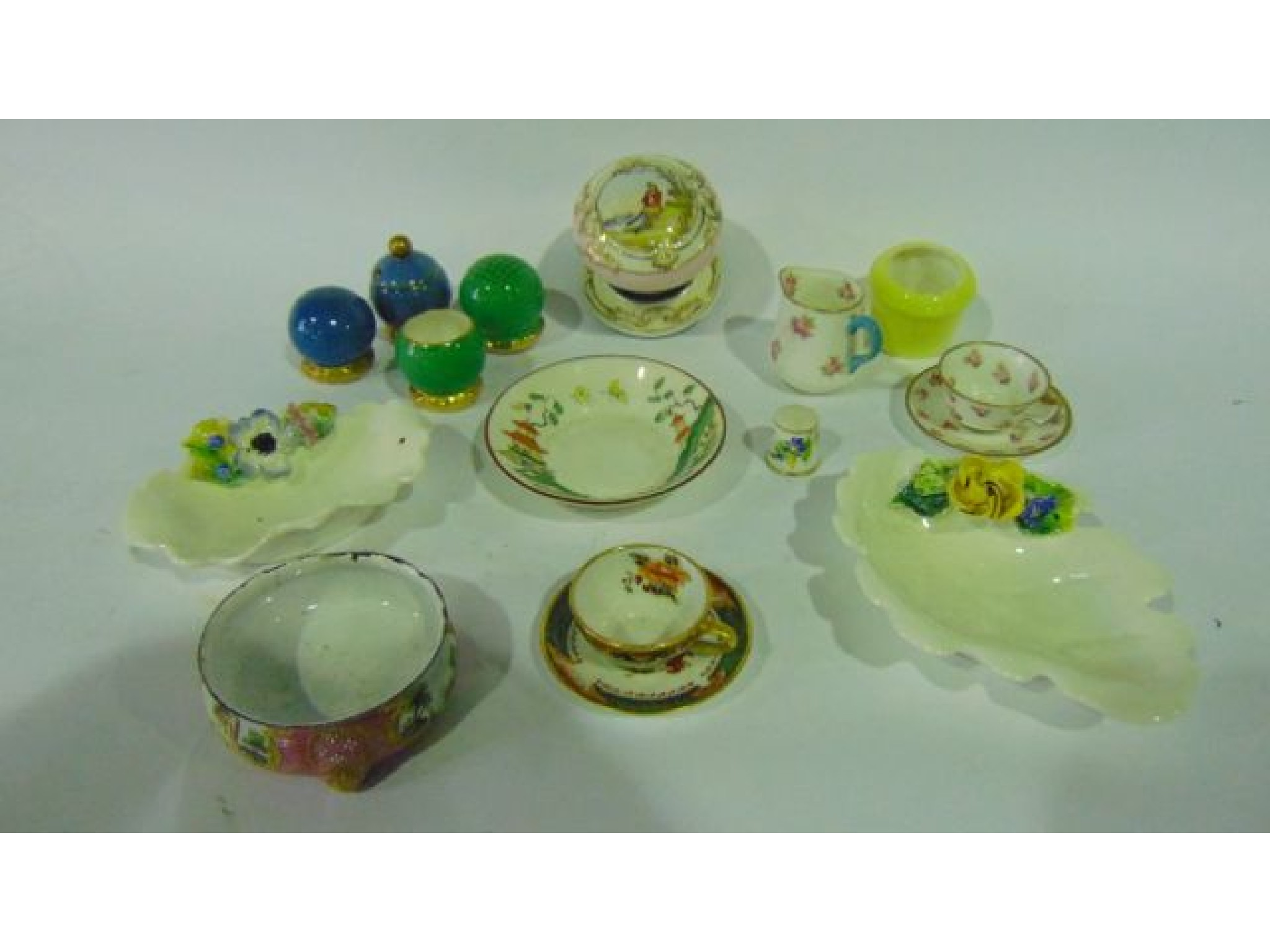 Appraisal: A collection of small decorative ceramics including a pair of