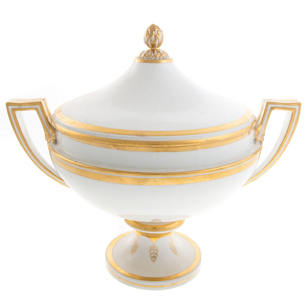 Appraisal: Paris Porcelain Classical Style Soup Tureen Second quarter th century