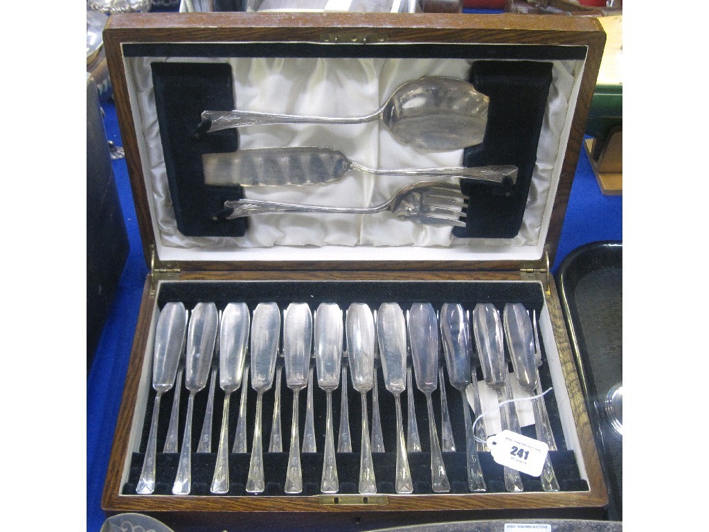 Appraisal: Cased twenty four piece EP fish cutlery set with servers