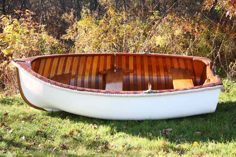 Appraisal: DINGHY - Old Town Tender with mahogany ribs serial number