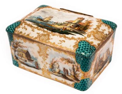 Appraisal: A S vres late th Century porcelain box with hinged