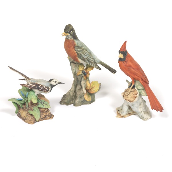 Appraisal: THREE GIUSEPPI TAGLIARIOL PORCELAIN BIRD FIGURINES ROBIN MOTTACILLA AND CARDINAL