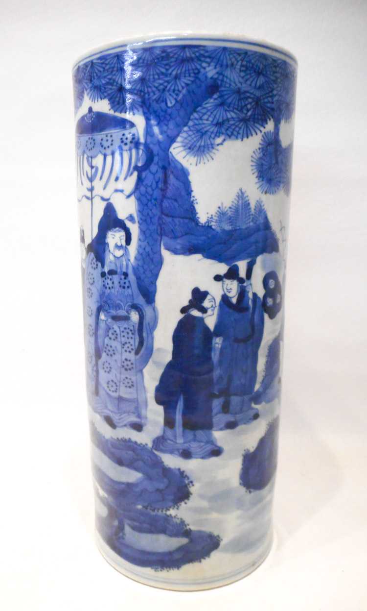 Appraisal: CHINESE QING BLUE AND WHITE PORCELAIN BRUSH POT with figures