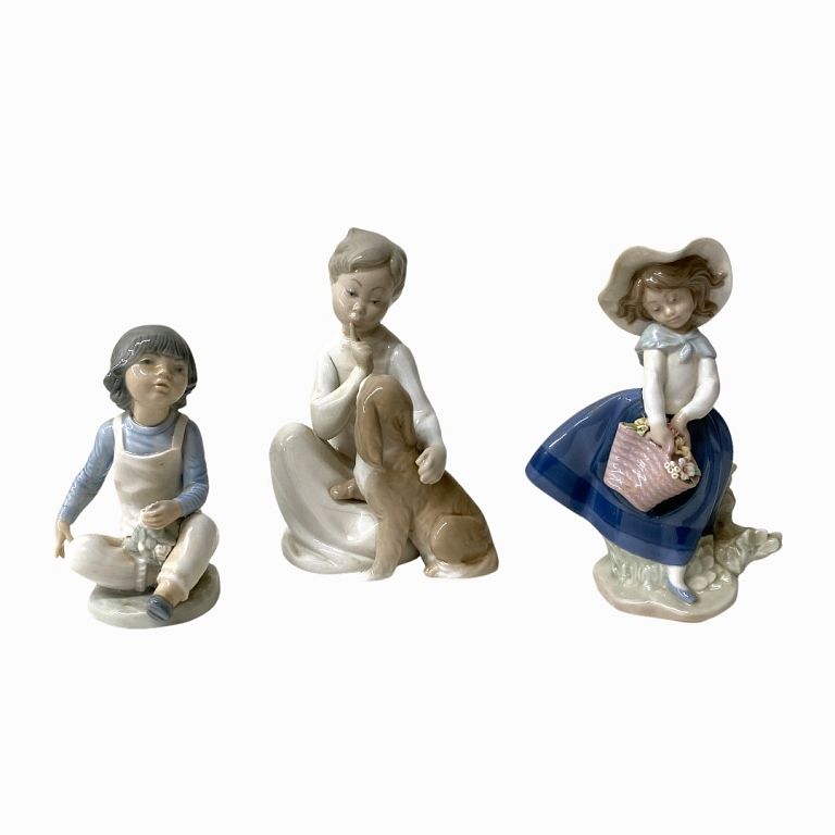 Appraisal: Lladro Children Figurines Lladro Children Figurines