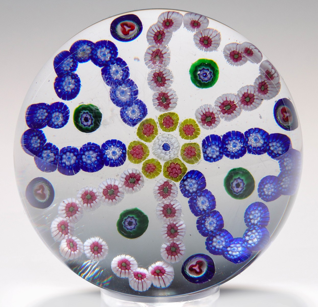 Appraisal: AN ANTIQUE BACCARAT MILLEFIORI HEARTS PAPERWEIGHTThe inch Antique Baccarat paperweight