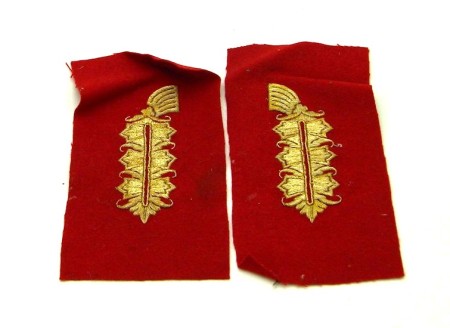 Appraisal: Lot consists of German Army General's rank collar tabs in